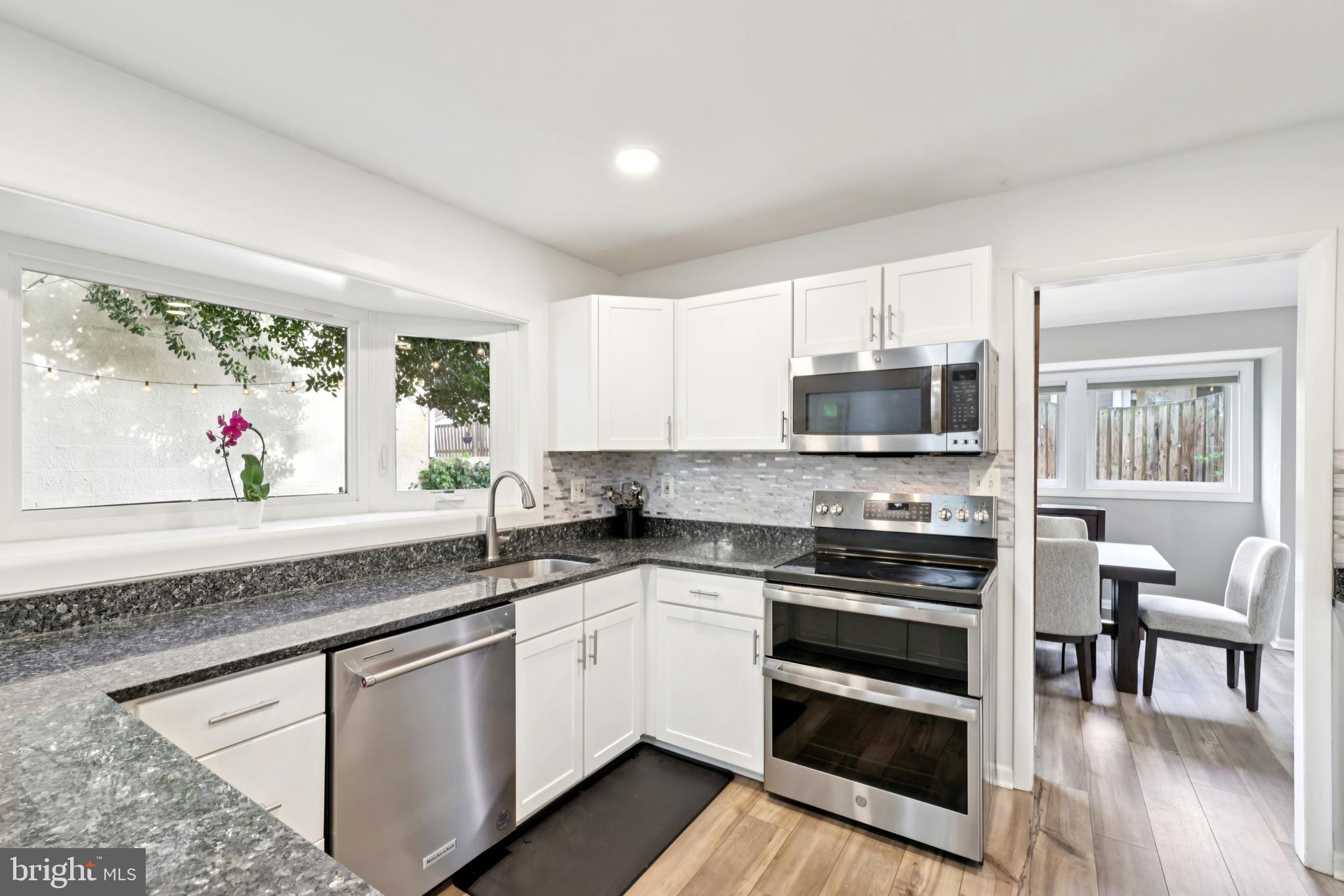 OAKLAND MILLS - Residential