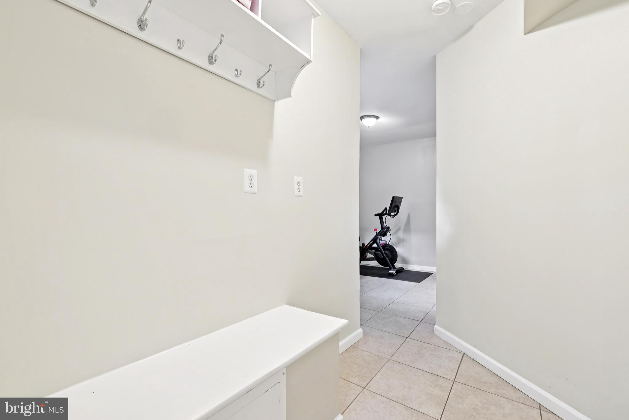 OAKLAND MILLS - Residential