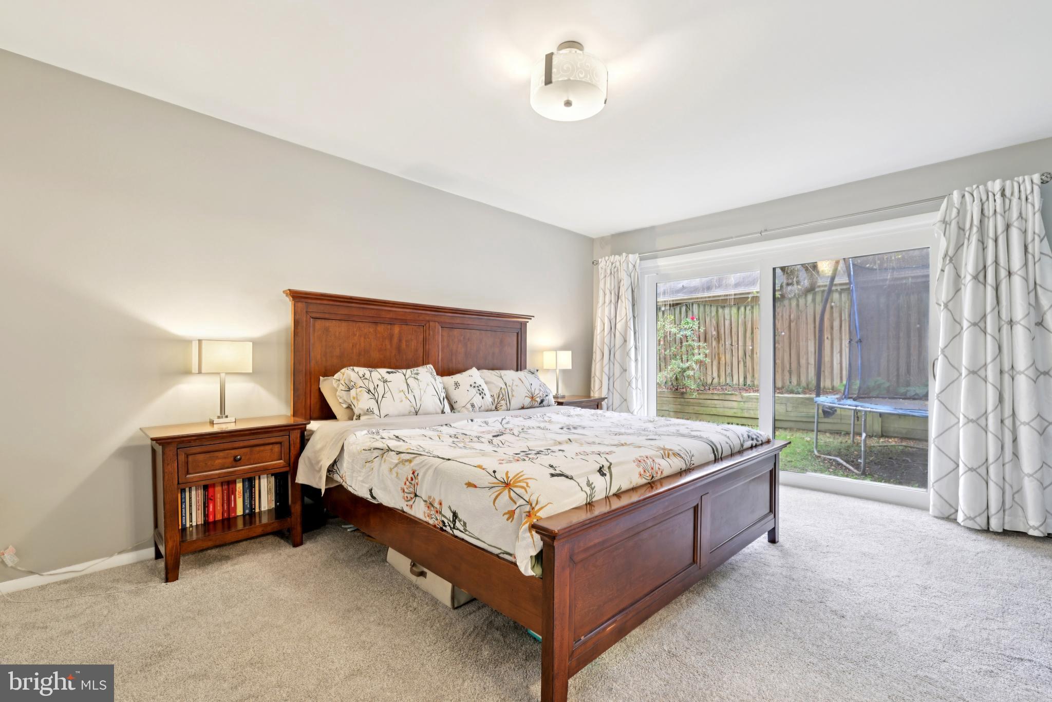 OAKLAND MILLS - Residential