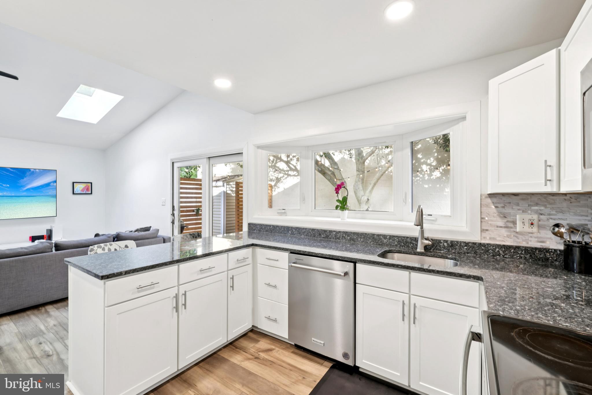 OAKLAND MILLS - Residential