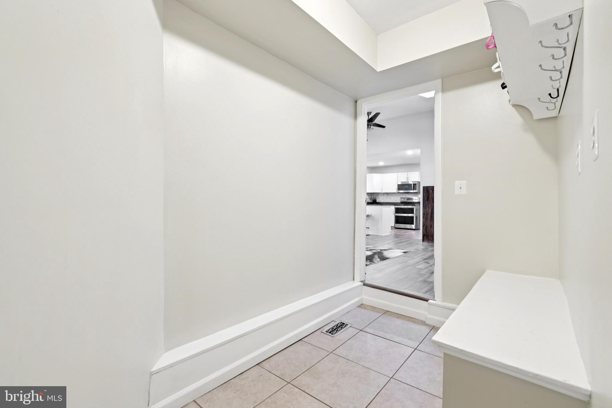 OAKLAND MILLS - Residential