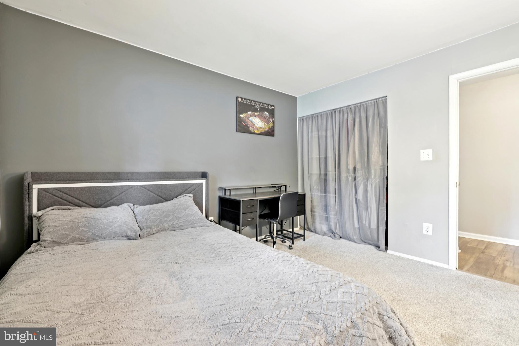 OAKLAND MILLS - Residential