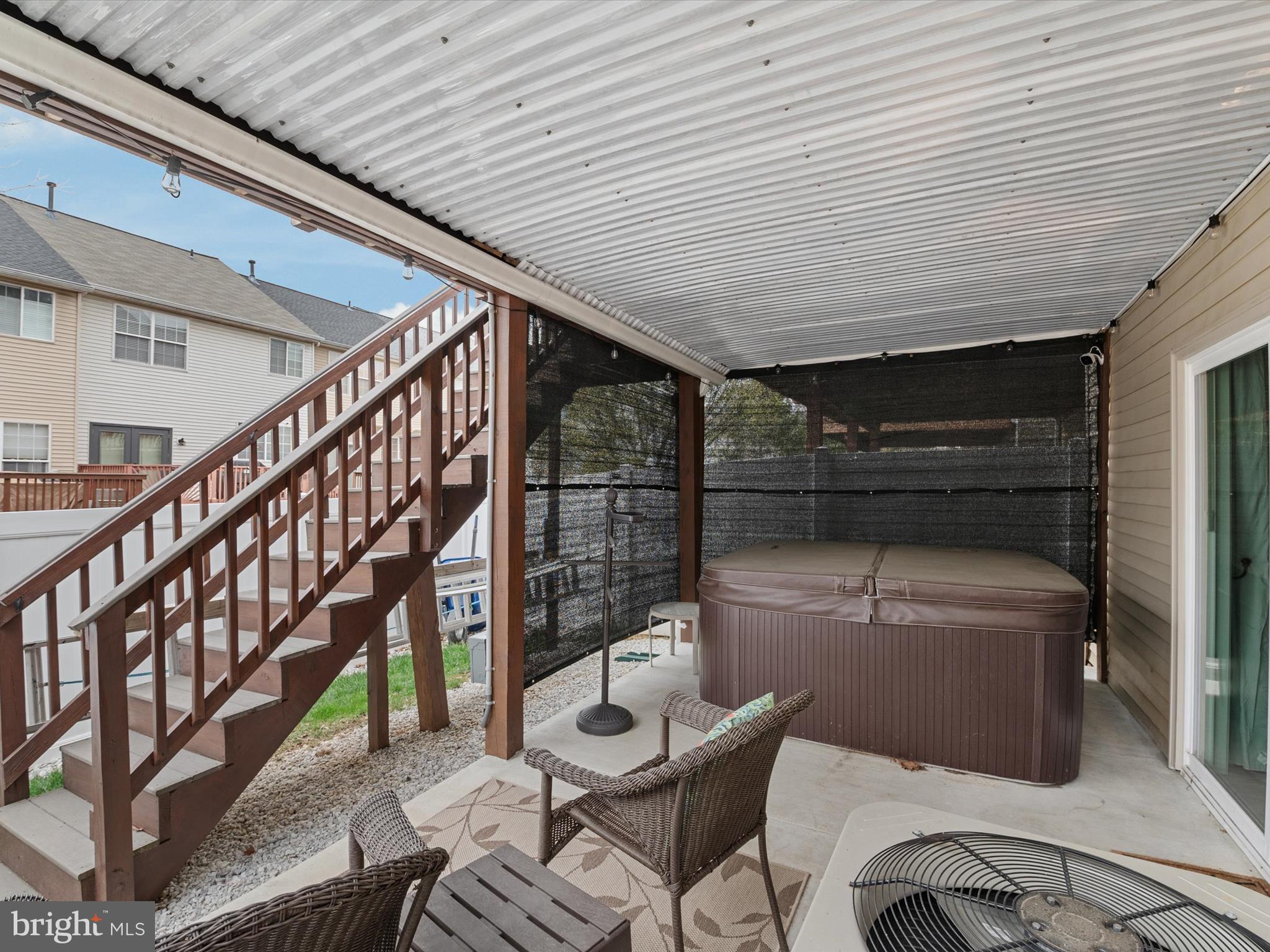 PINEY ORCHARD - Residential