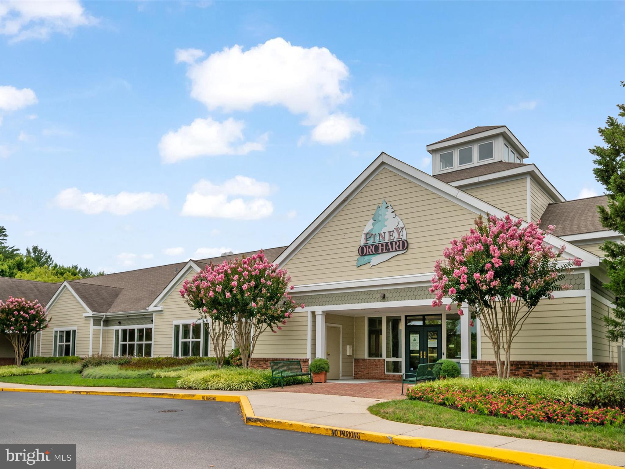 PINEY ORCHARD - Residential