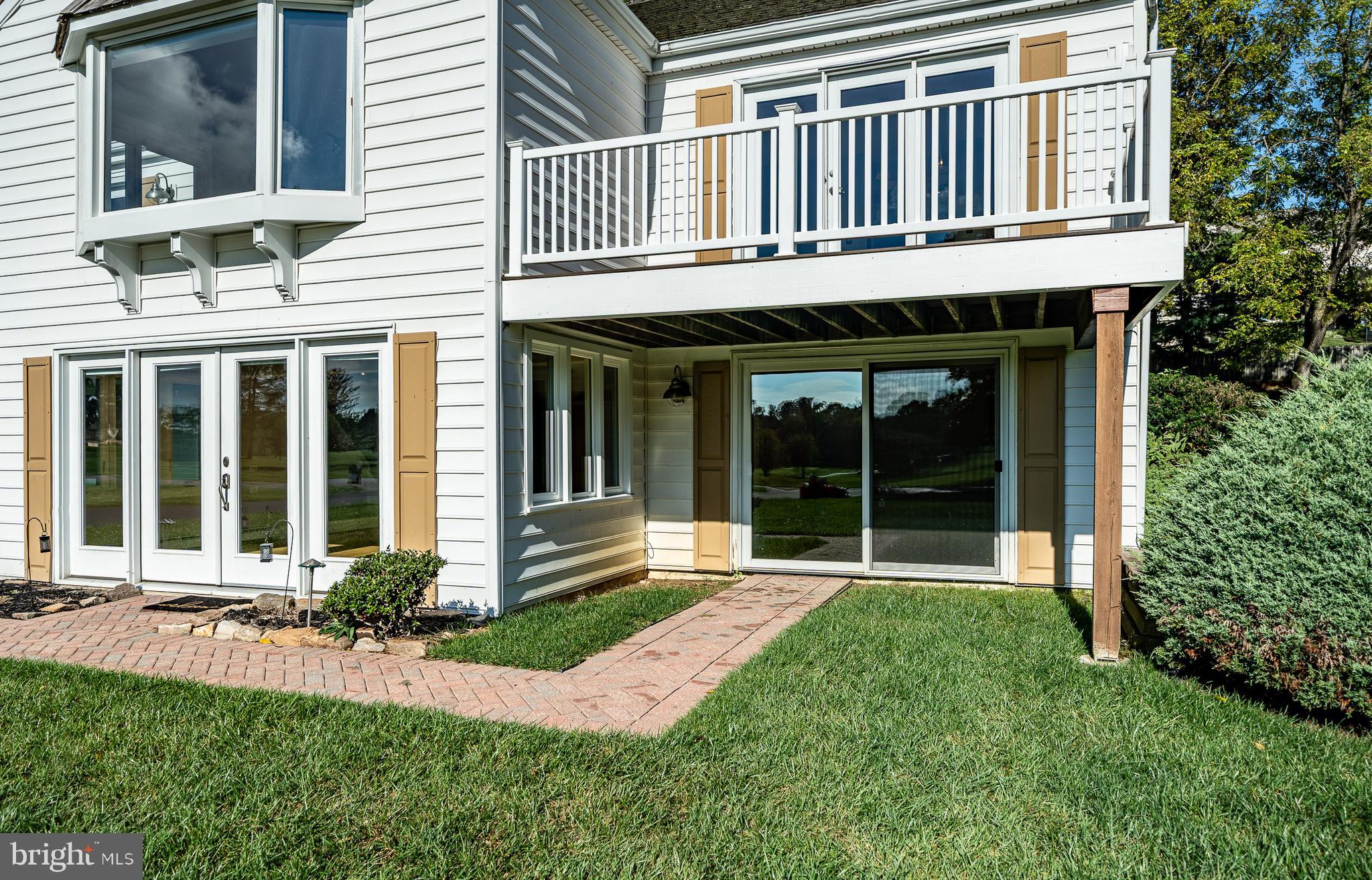 RADLEY RUN MEWS - Residential Lease