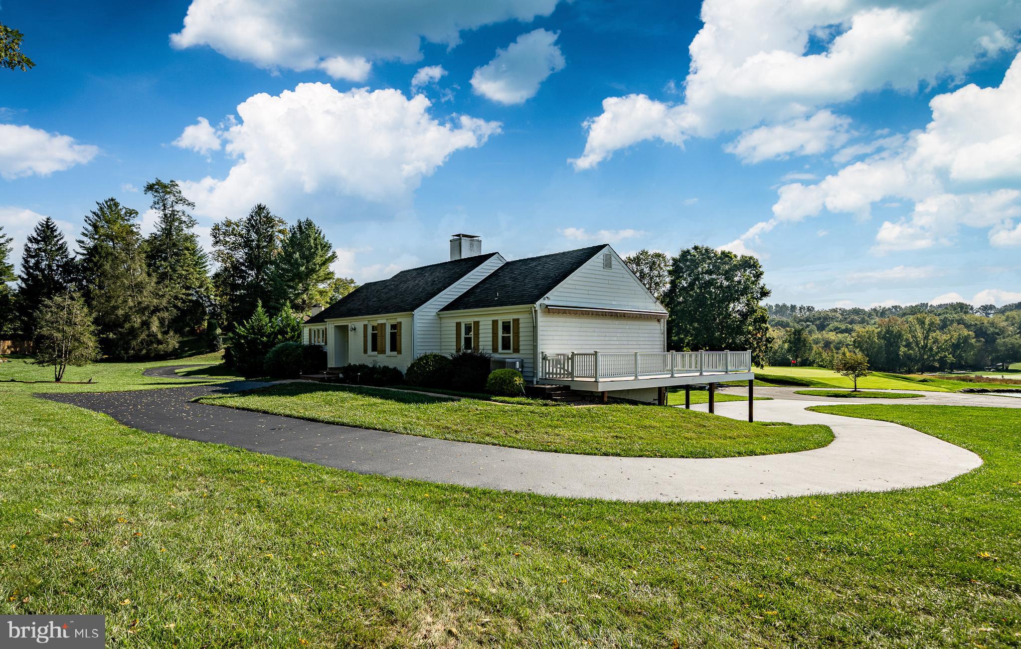 RADLEY RUN MEWS - Residential Lease