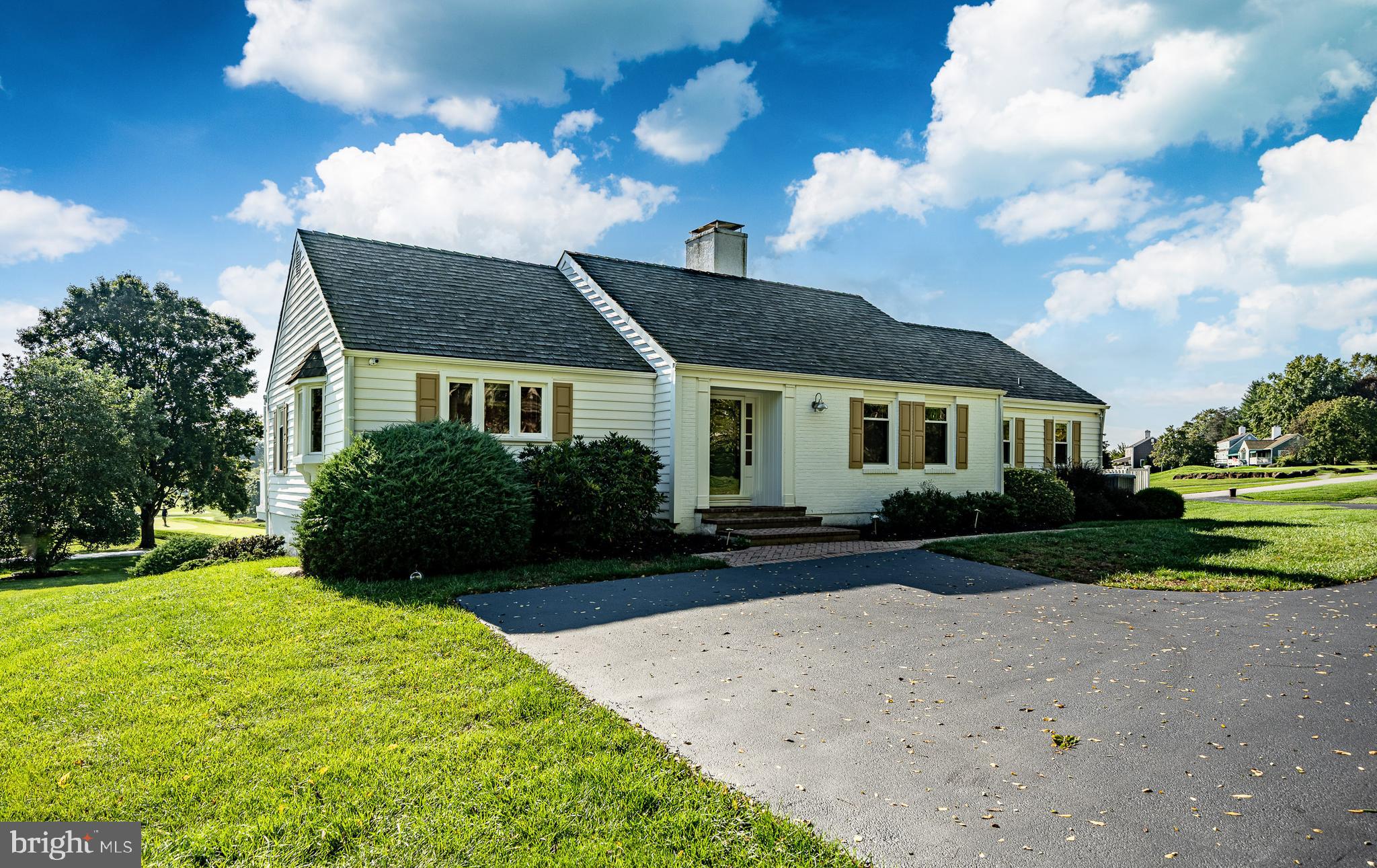 RADLEY RUN MEWS - Residential Lease