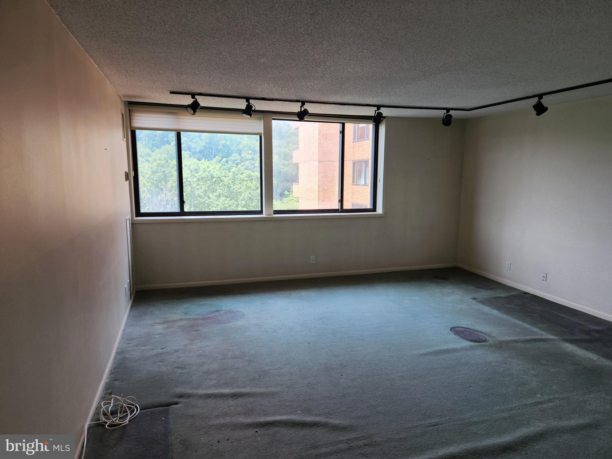 111 HAMLET HILL ROAD 1205