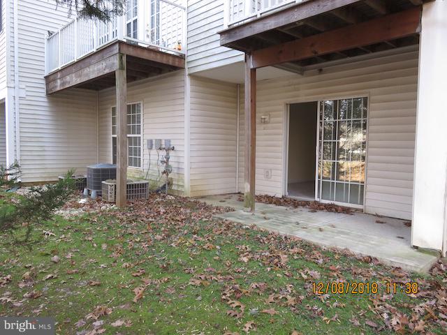 FAIR LAKES - Residential