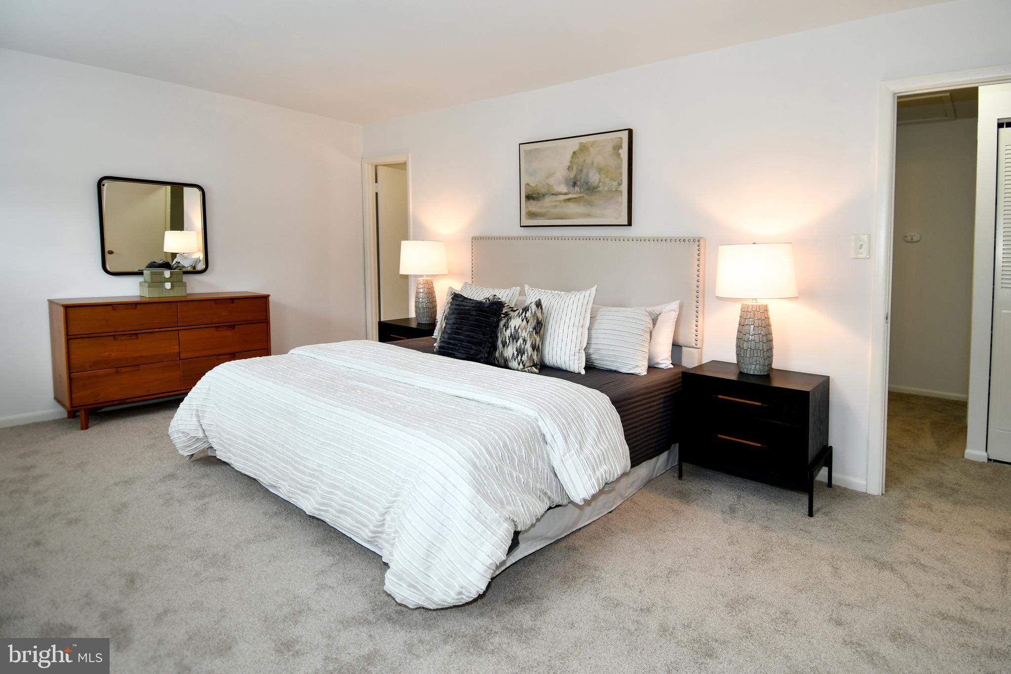 9835 SAINT CLOUD COURT