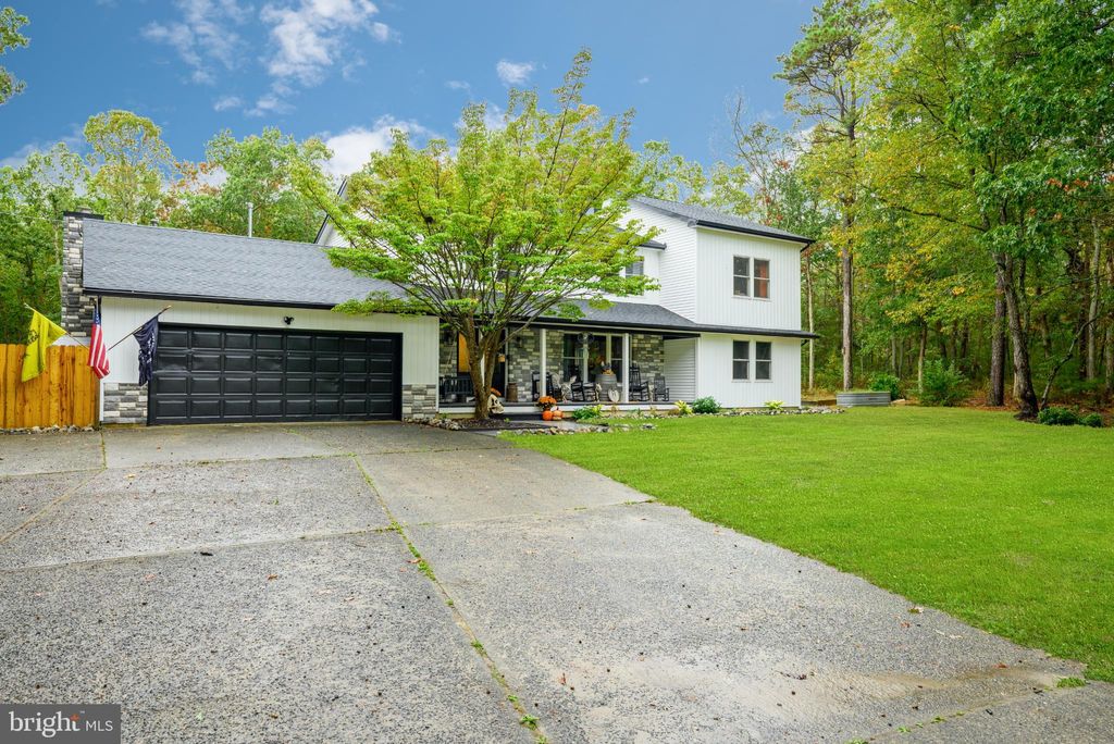 Photo of 453 Stage Road, LITTLE EGG HARBOR TWP, NJ 08087 (MLS # NJOC2037616)