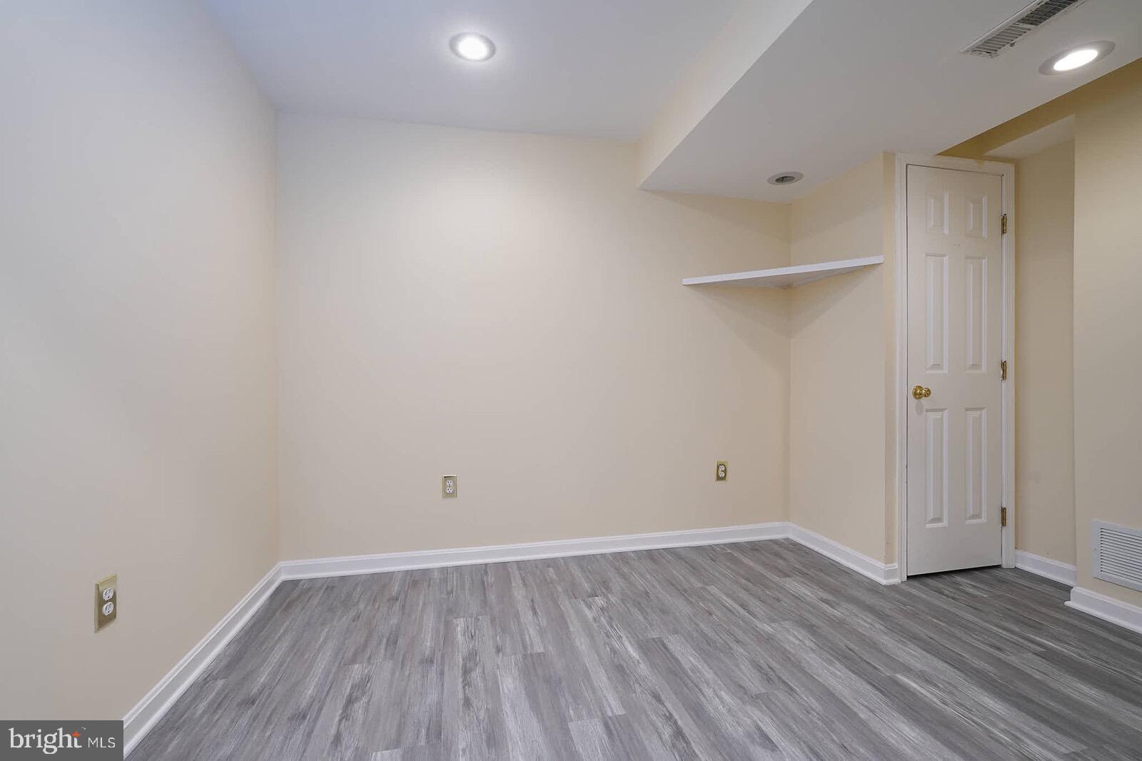 CROSS CREEK CLUB - Residential