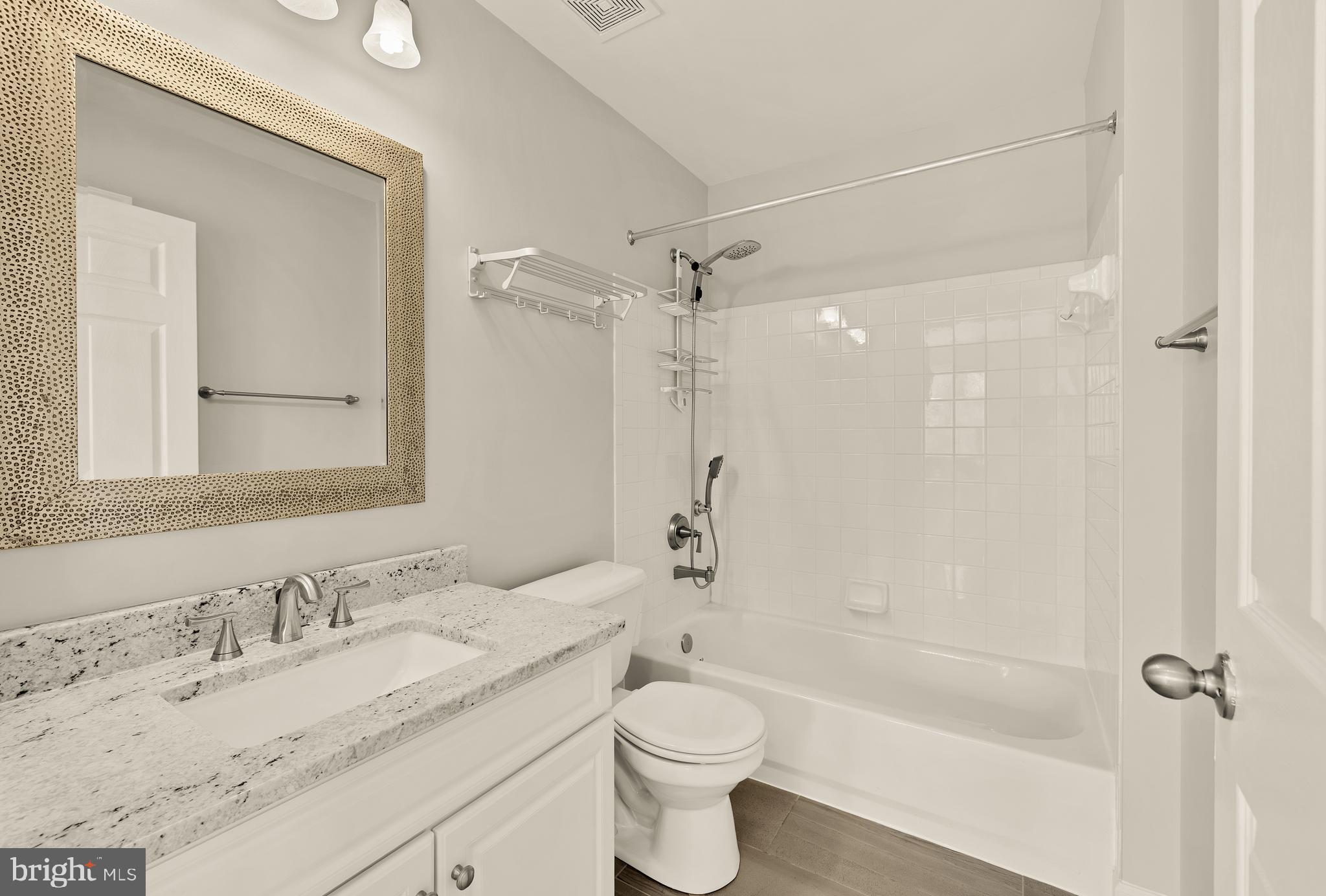 FALLSWOOD COURT - Residential