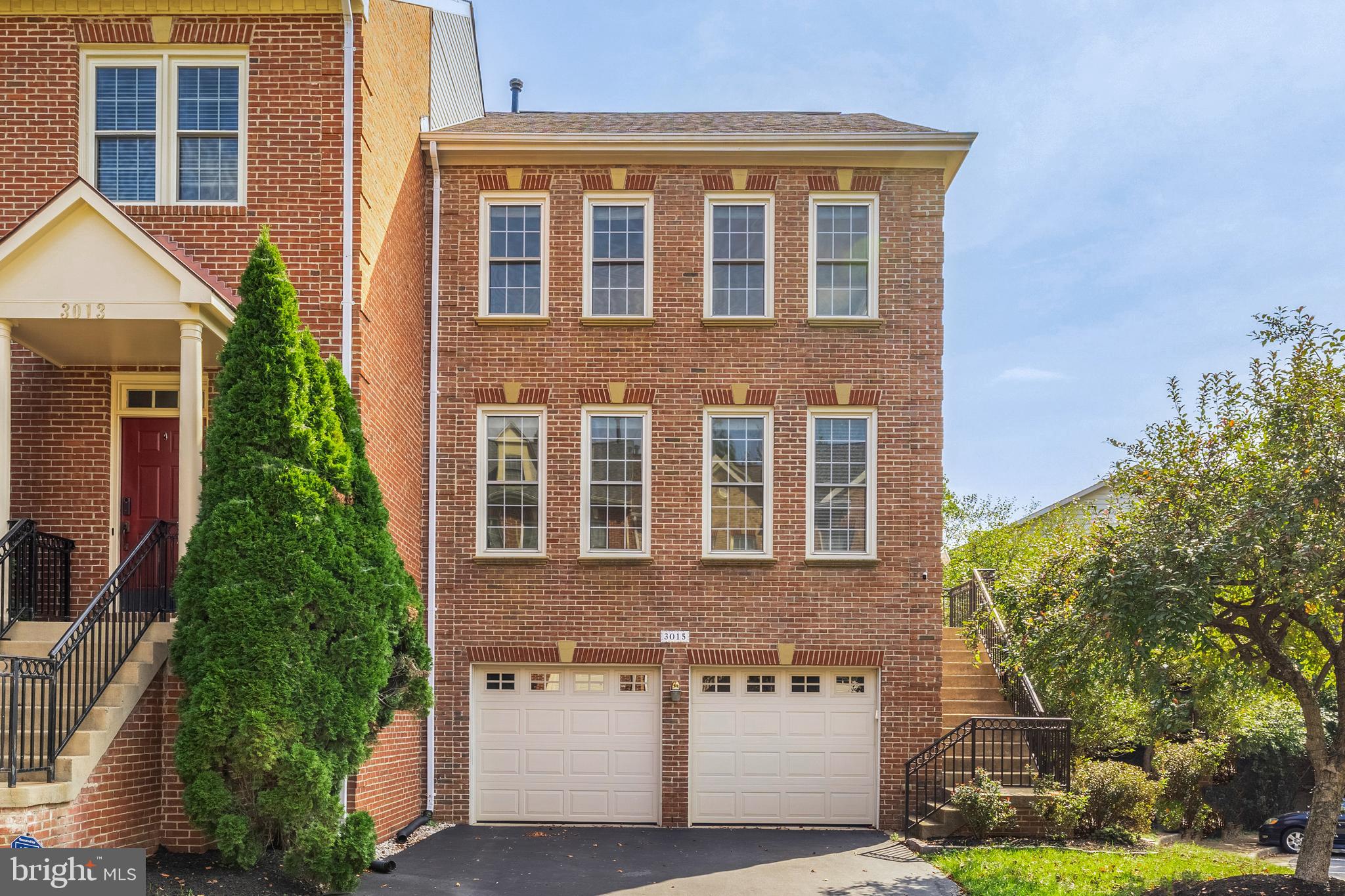 FALLSWOOD COURT - Residential