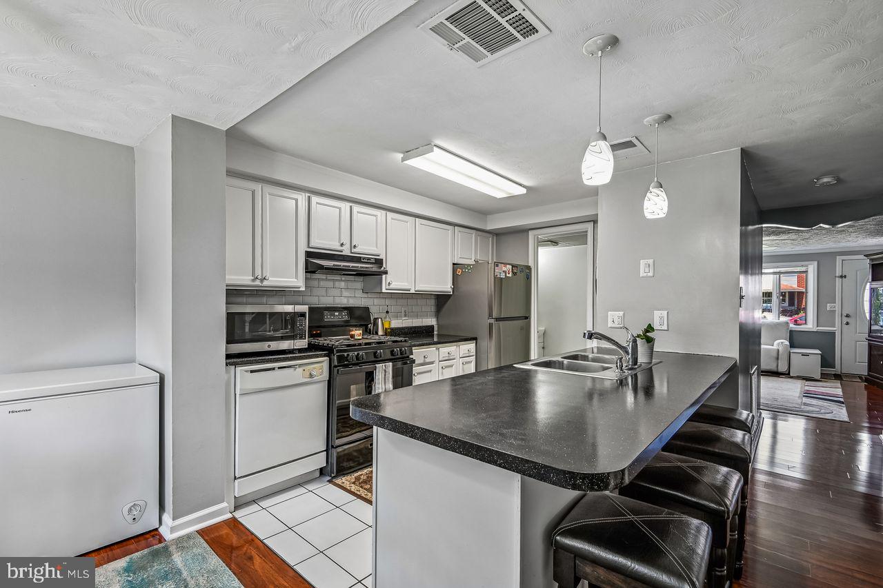 2757 YARNALL ROAD