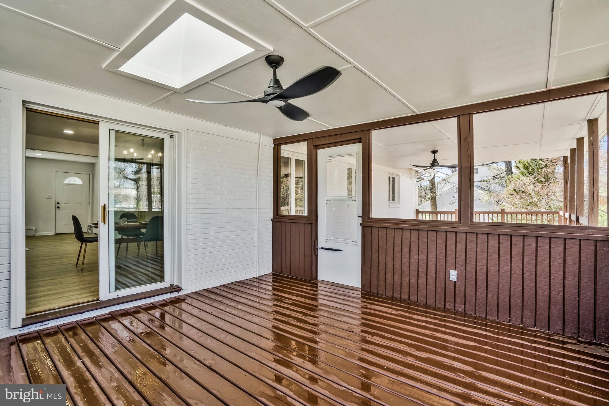 COUNTRY CLUB ESTATES - Residential