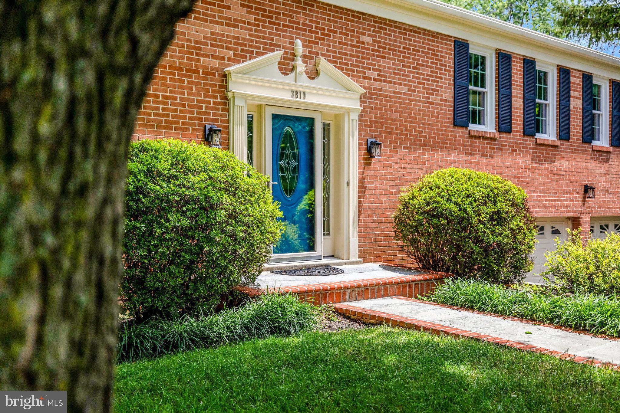 MANTUA - Residential