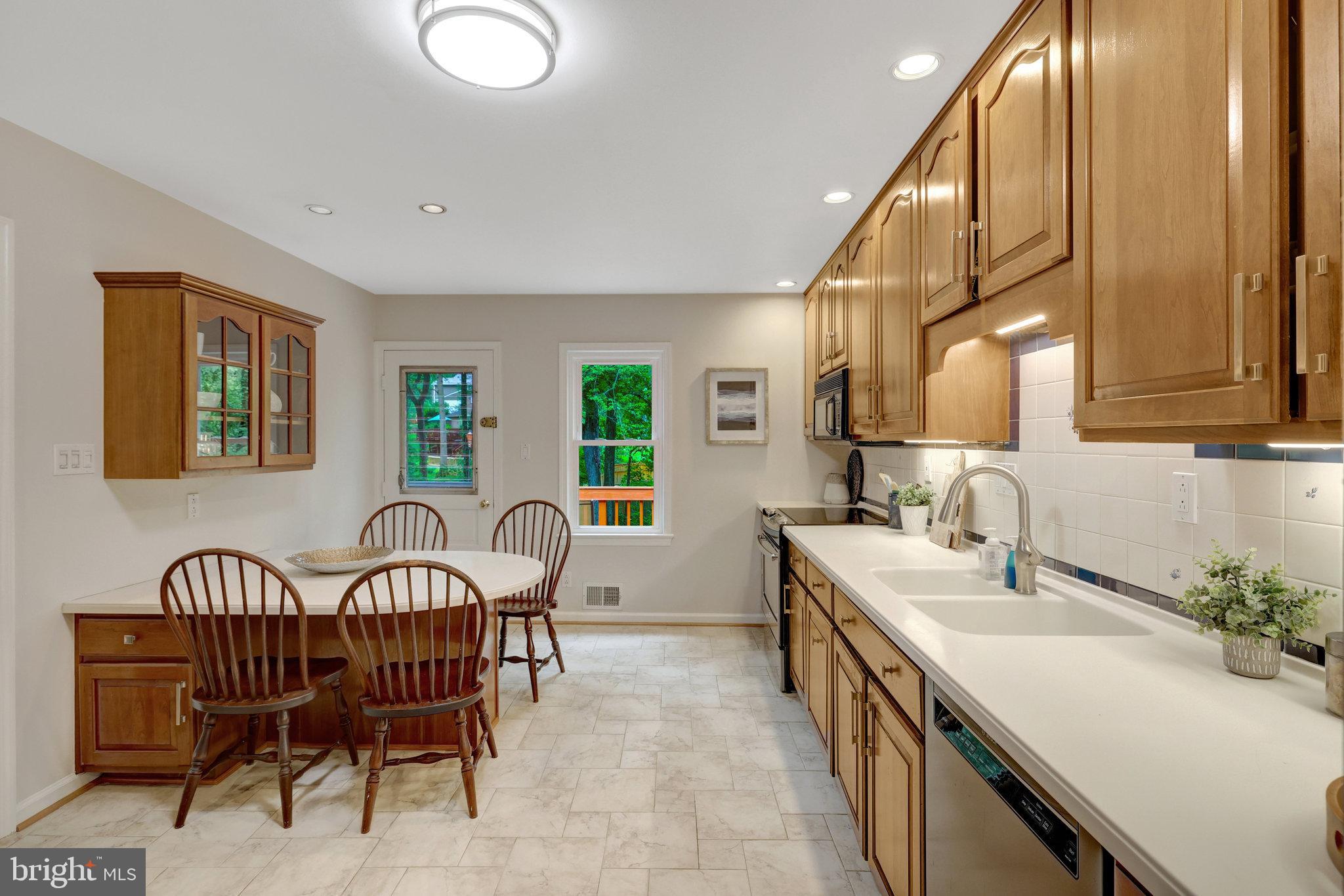 MANTUA - Residential