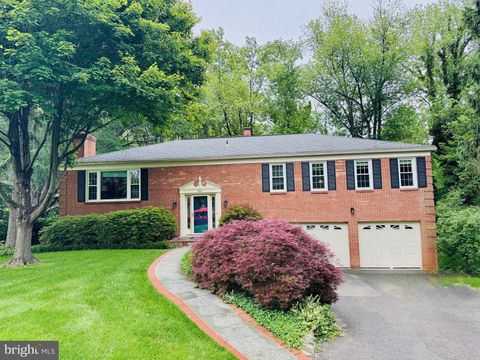 3819 ACOSTA ROAD FAIRFAX VA 22031