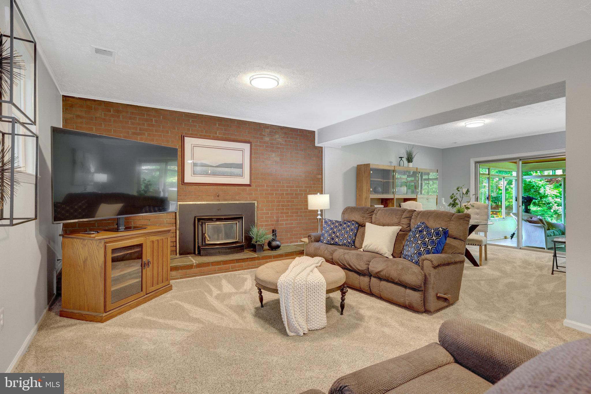 MANTUA - Residential