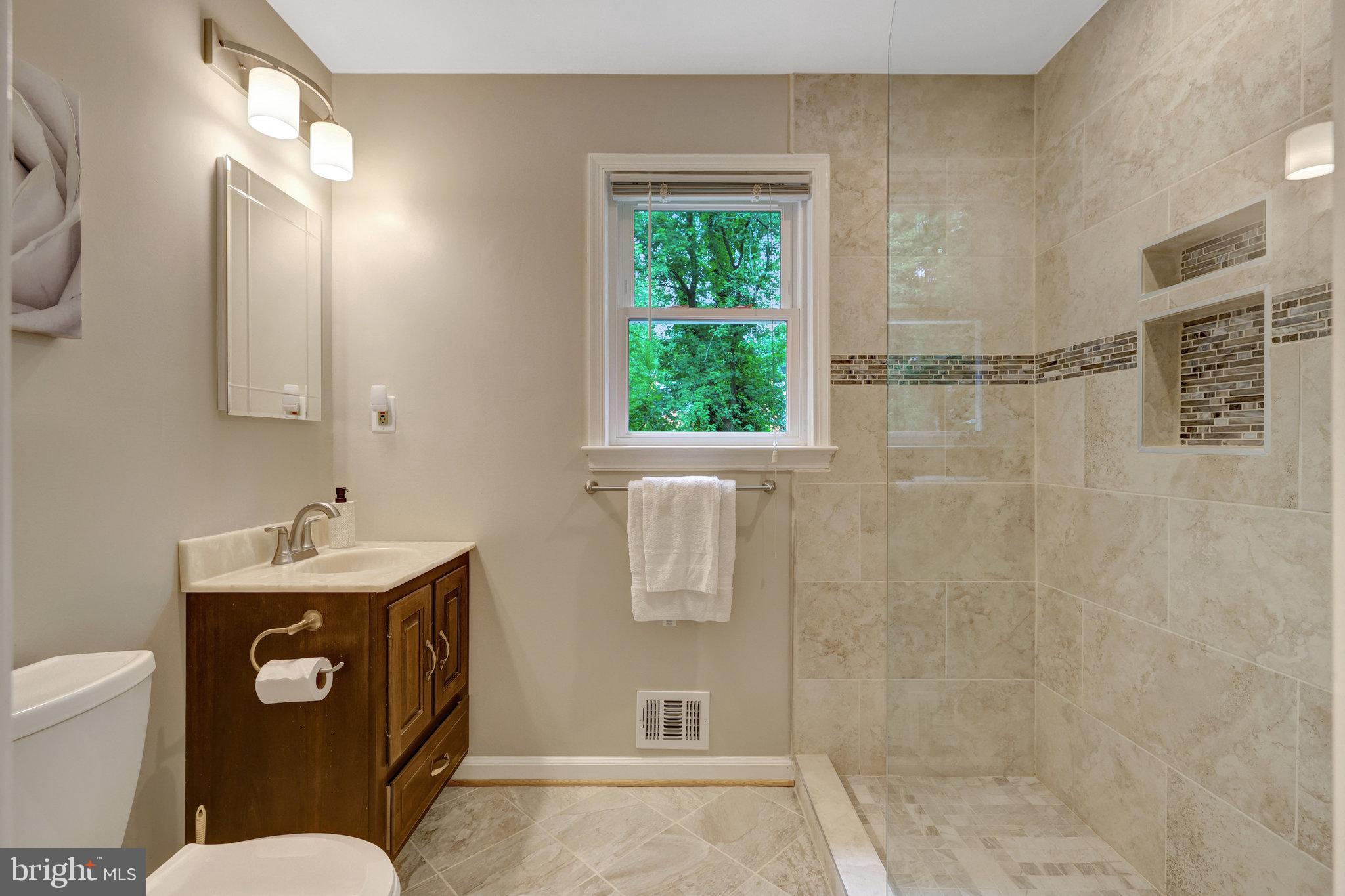 MANTUA - Residential