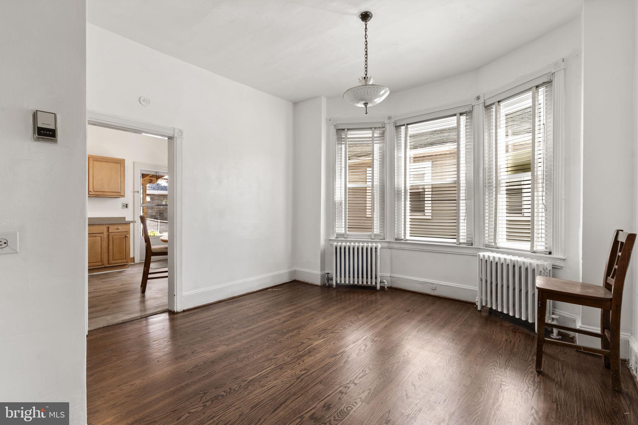 YEADON - Residential