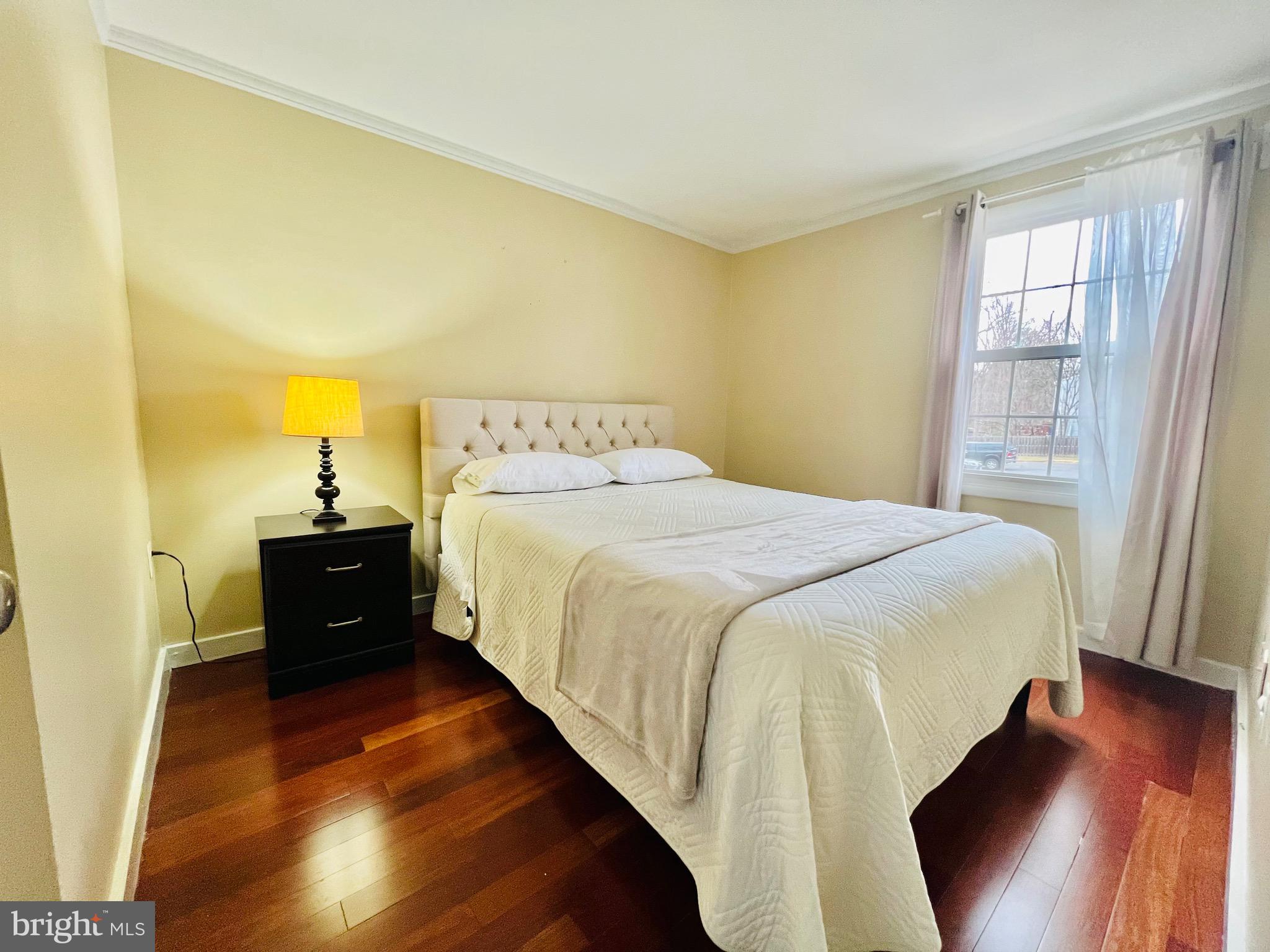 NEWINGTON FOREST - Residential