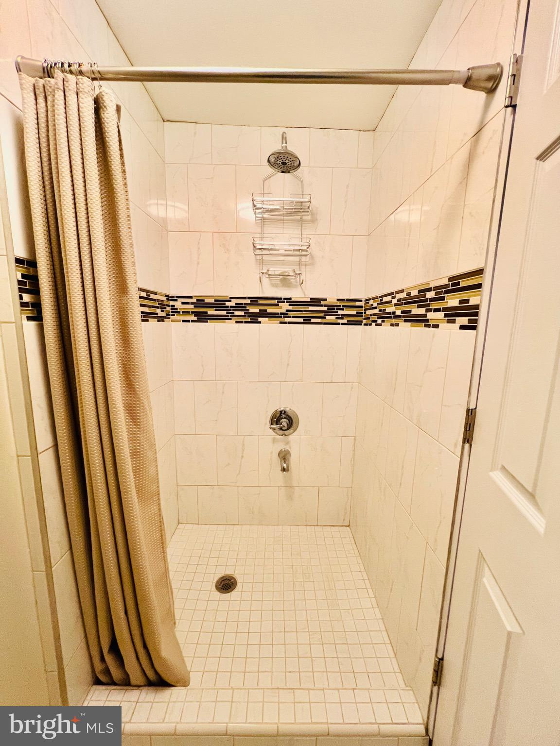 NEWINGTON FOREST - Residential