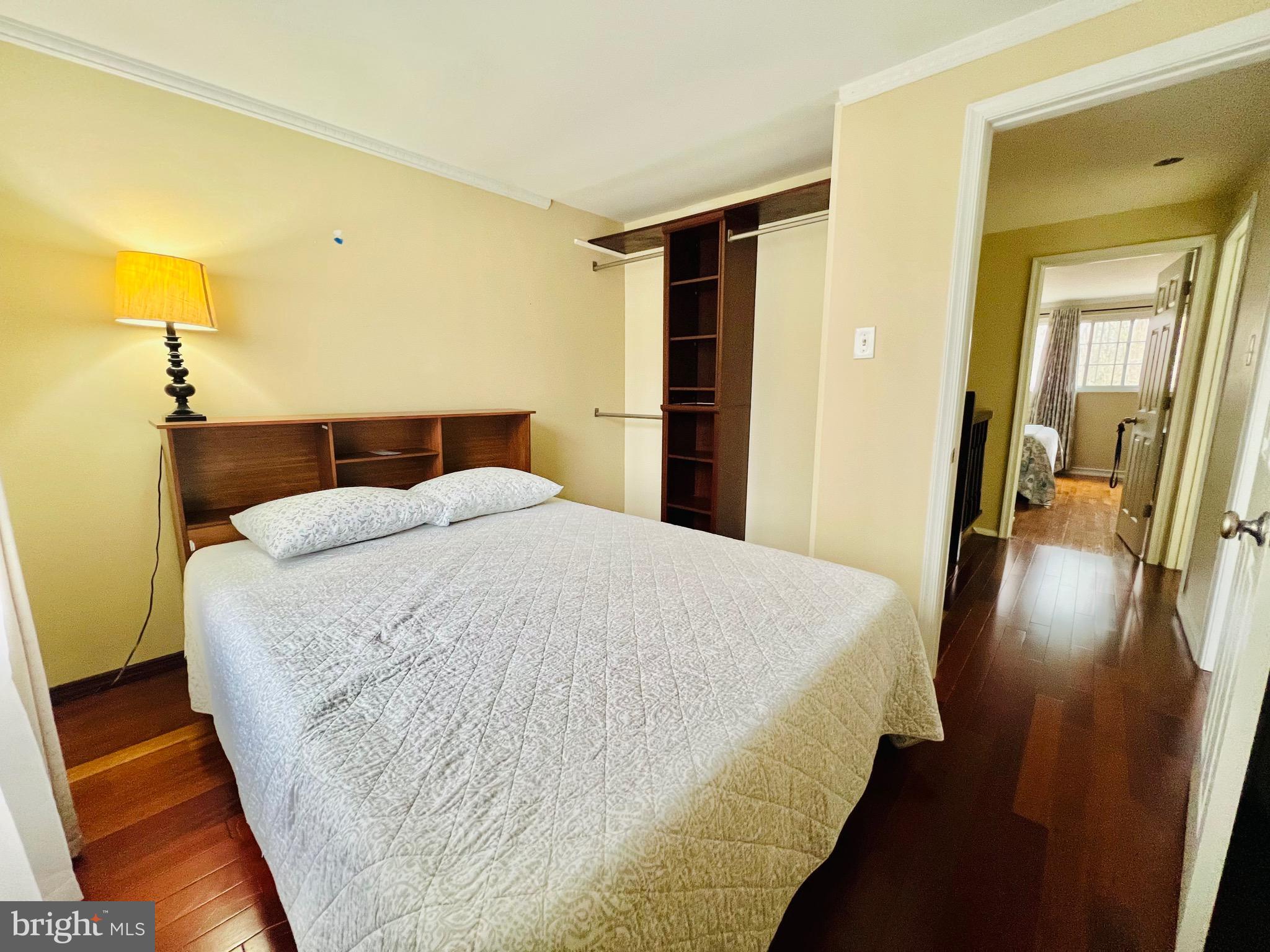 NEWINGTON FOREST - Residential