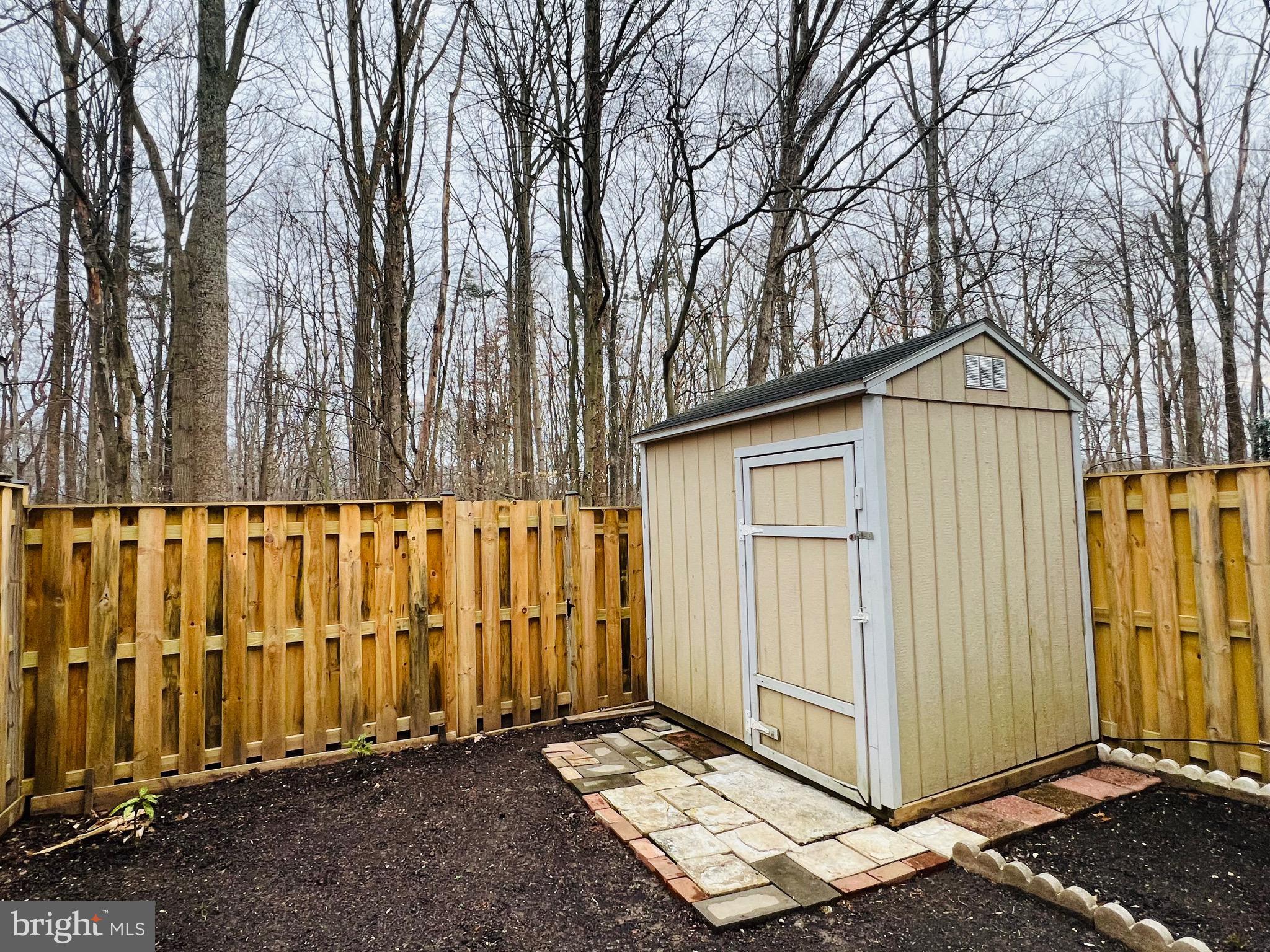 NEWINGTON FOREST - Residential