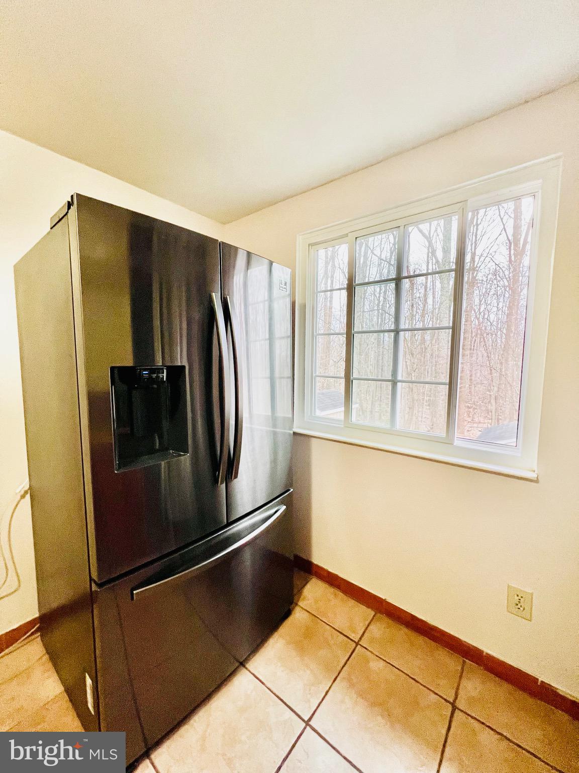 NEWINGTON FOREST - Residential