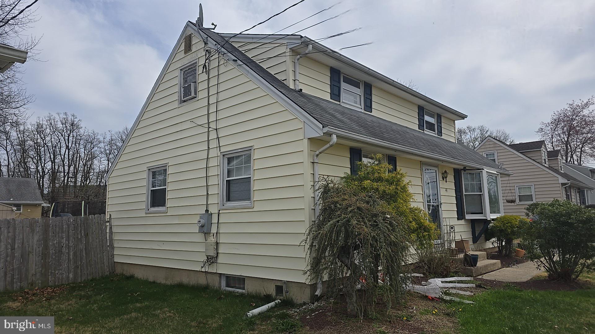 44 SANDALWOOD AVENUE