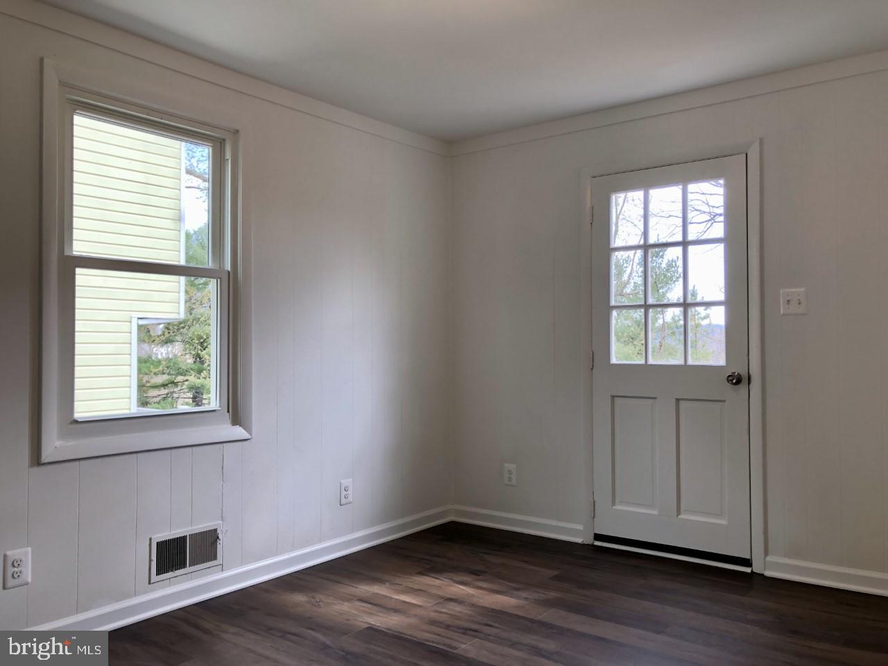 BRUNSWICK - Residential