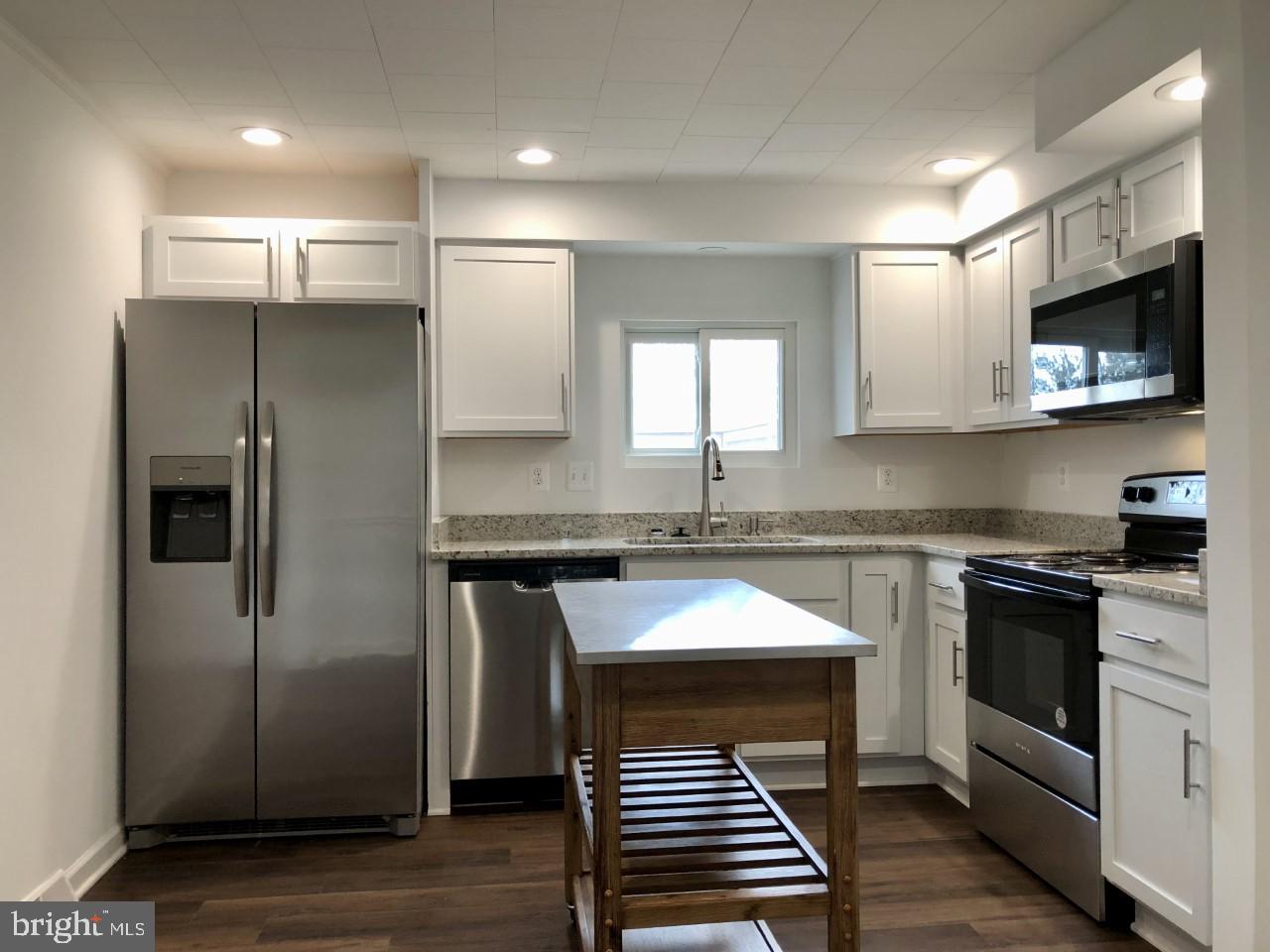 BRUNSWICK - Residential