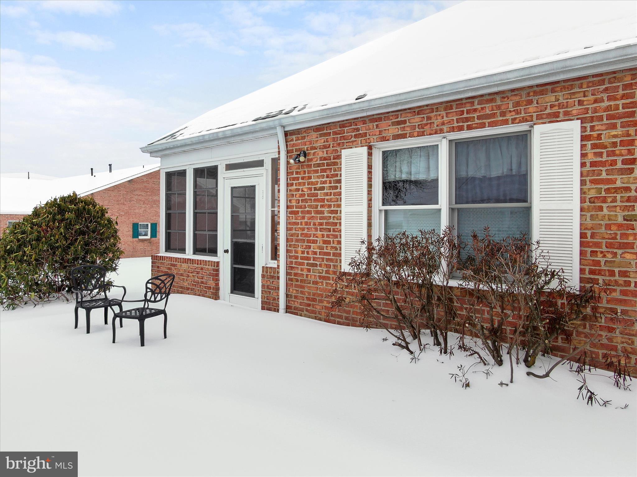 SOUTH POINTE - Residential