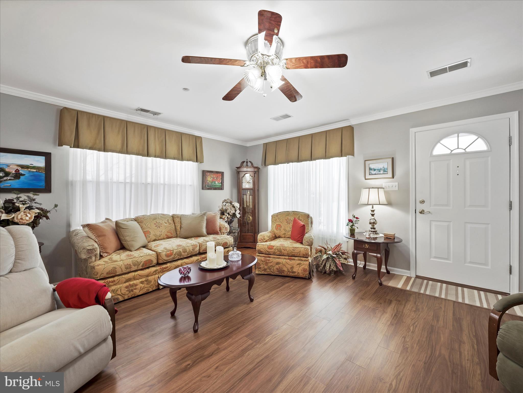 SOUTH POINTE - Residential