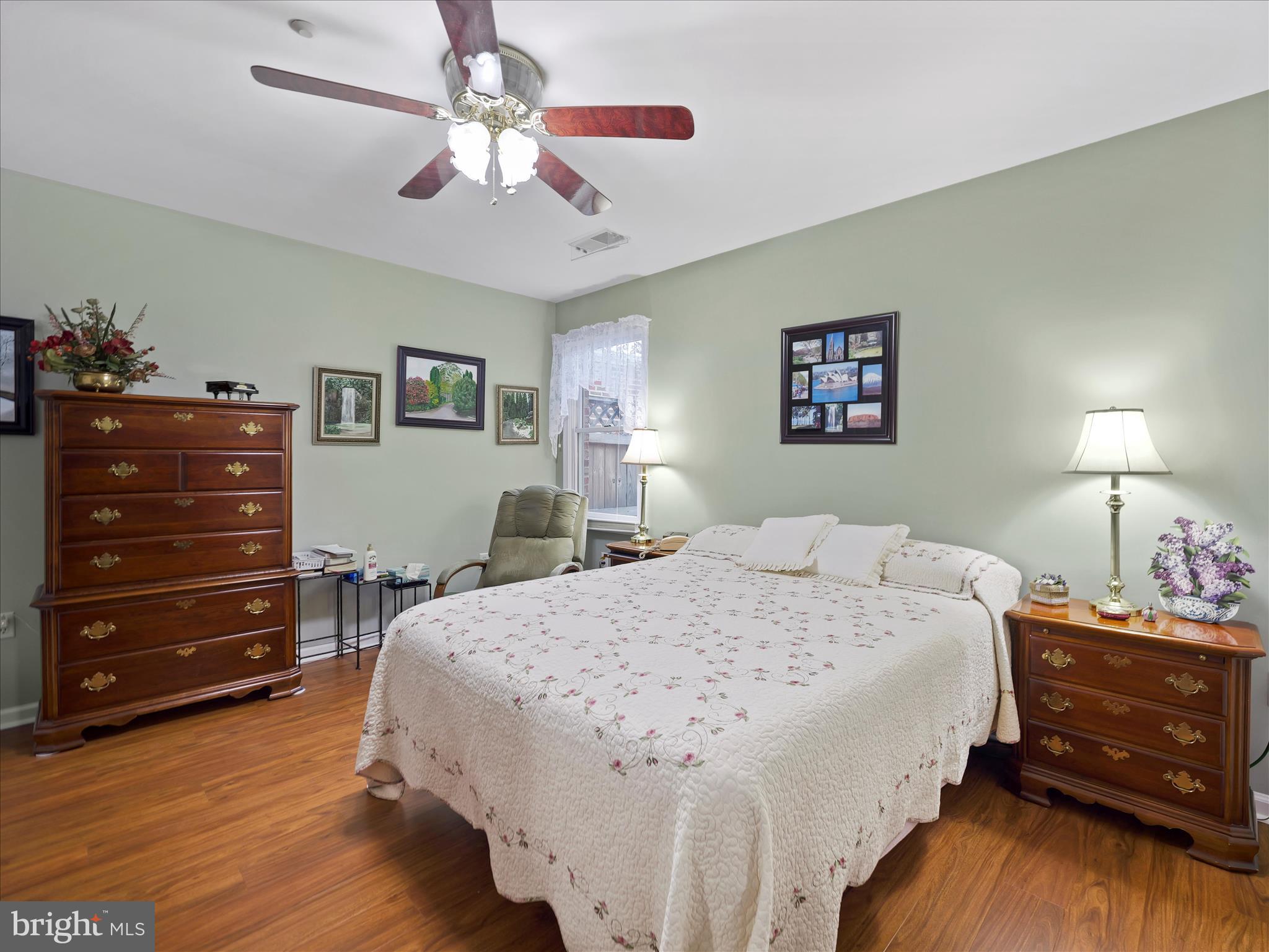 SOUTH POINTE - Residential