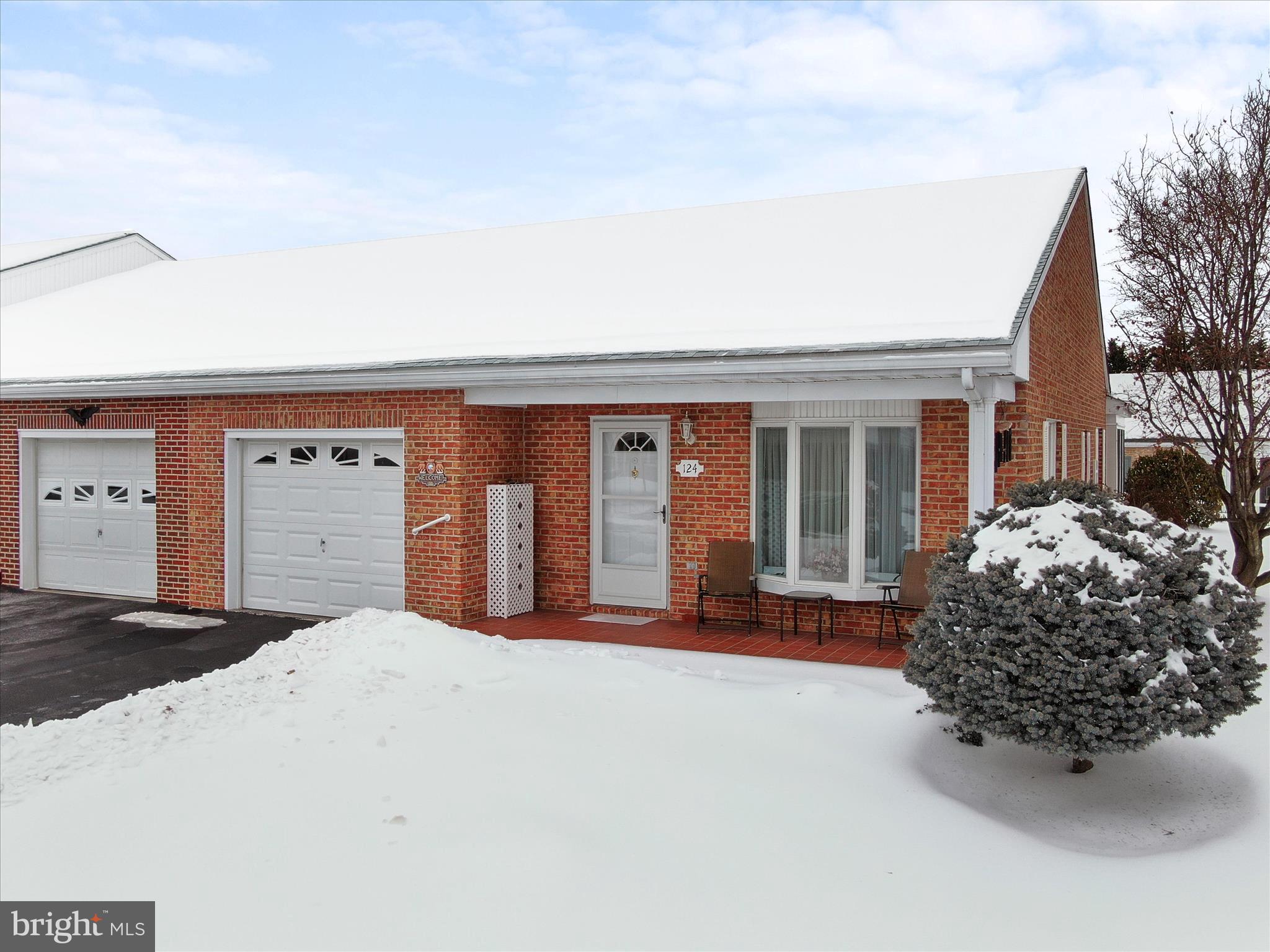 SOUTH POINTE - Residential