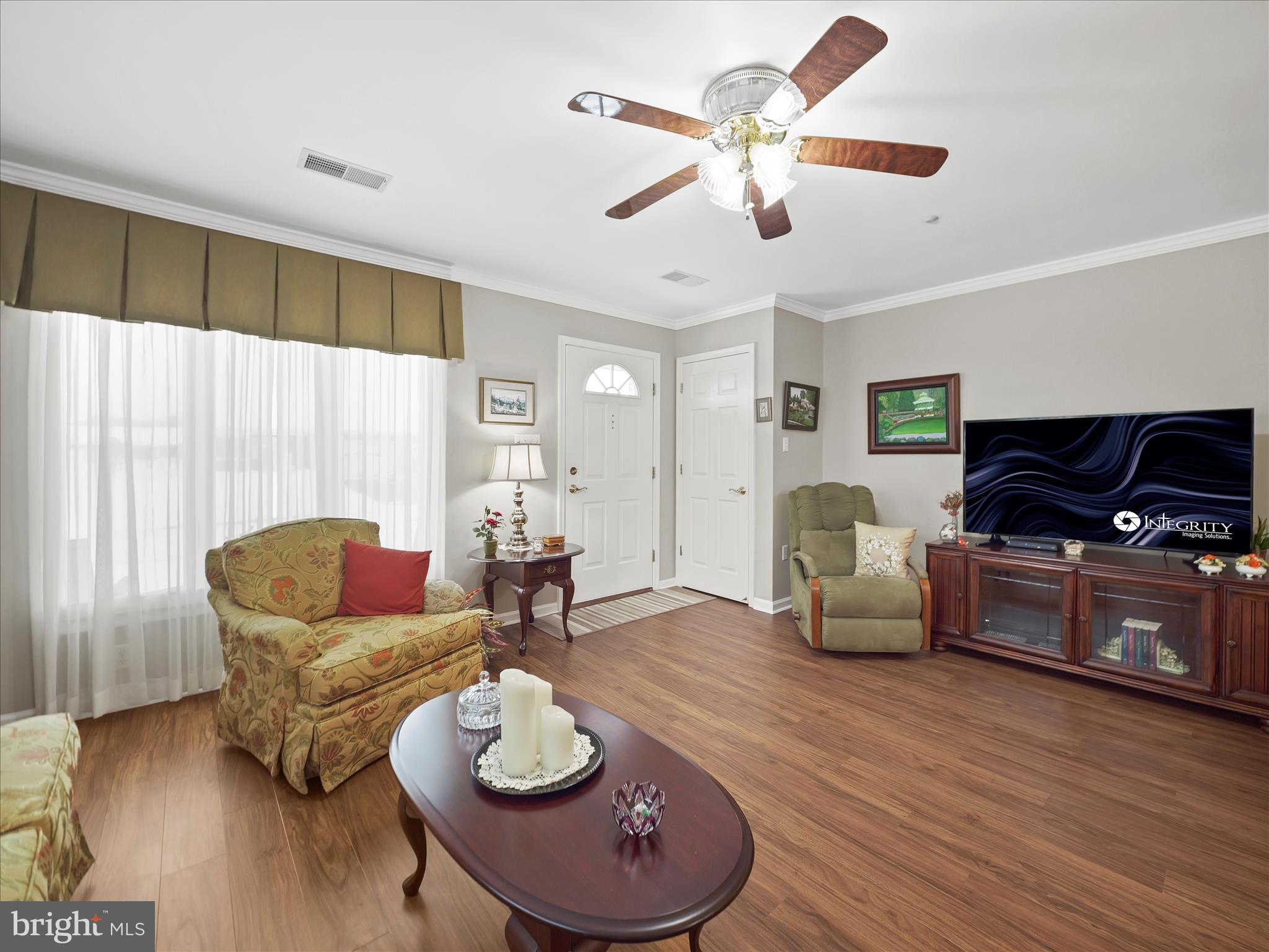 SOUTH POINTE - Residential