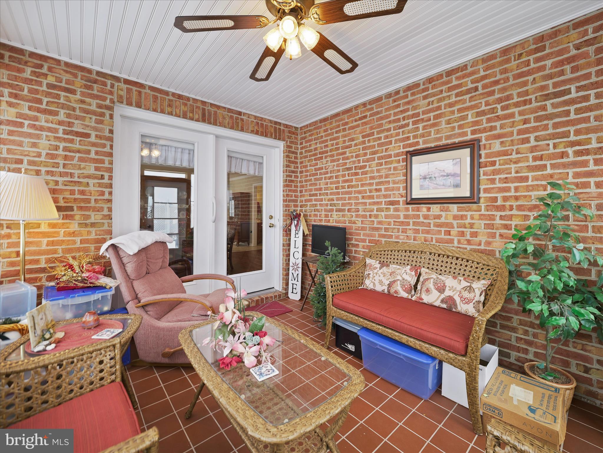 SOUTH POINTE - Residential