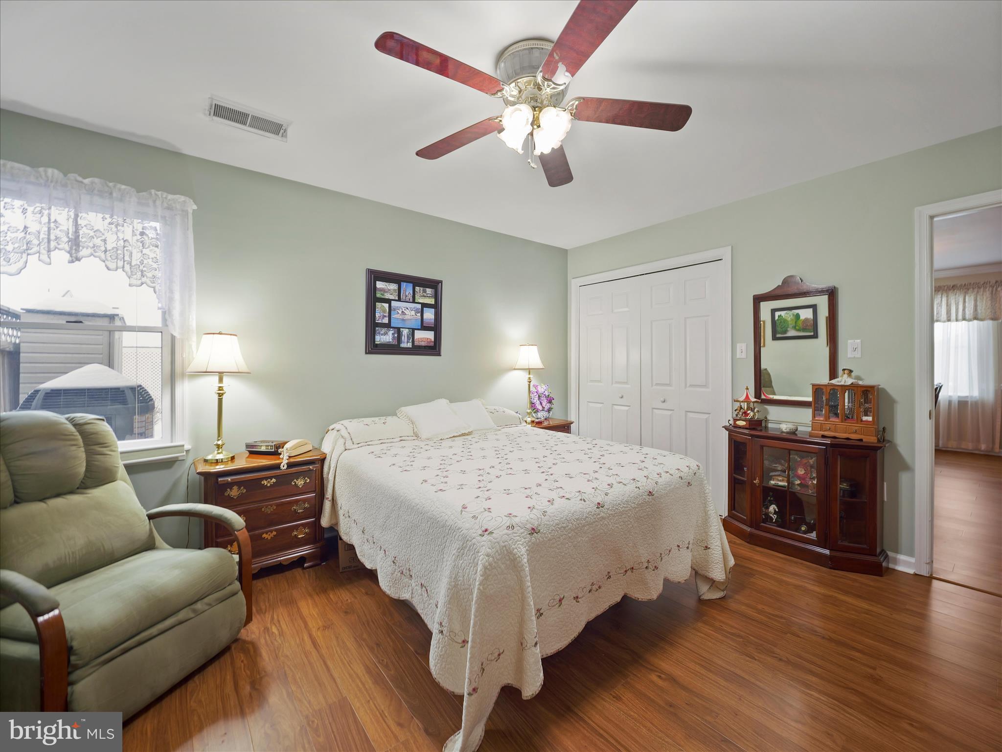 SOUTH POINTE - Residential