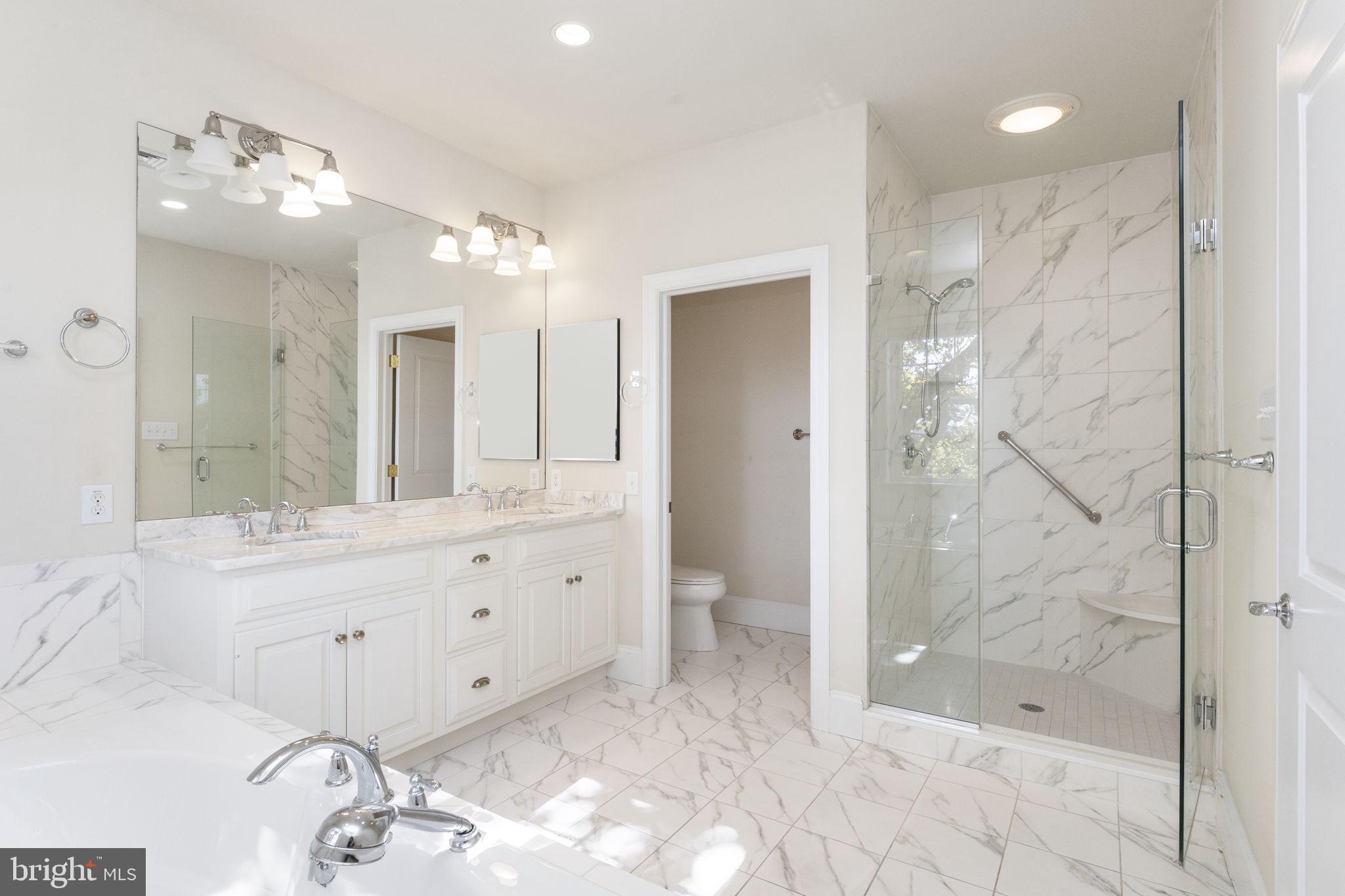 WHITEHALL - Residential