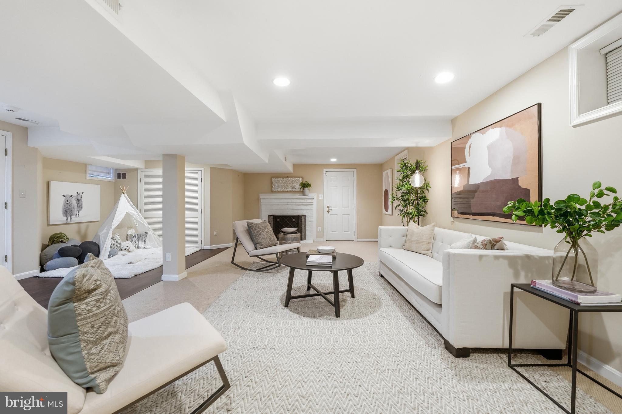 SUMNER - Residential