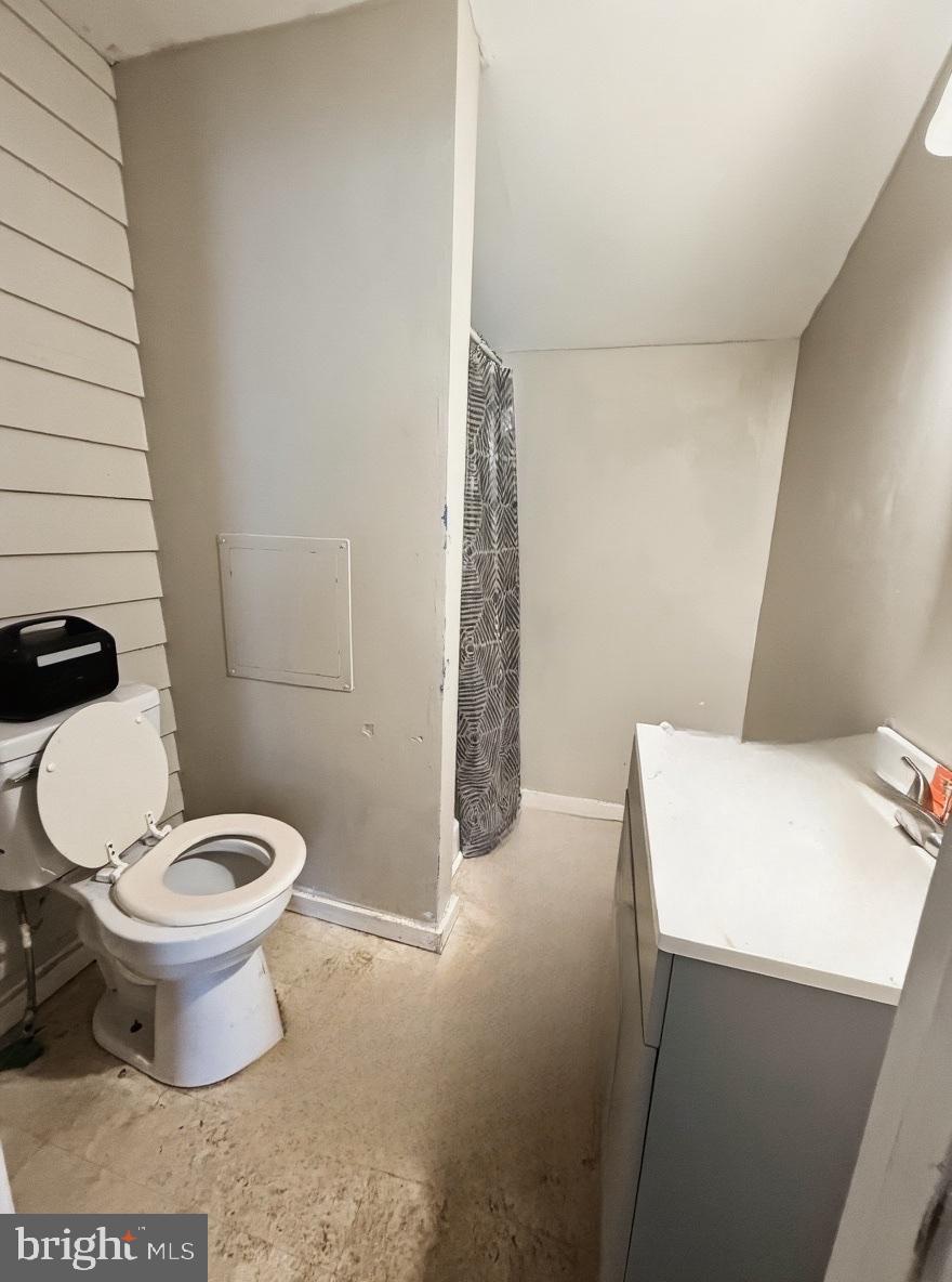 40 S GOVERNORS AVENUE