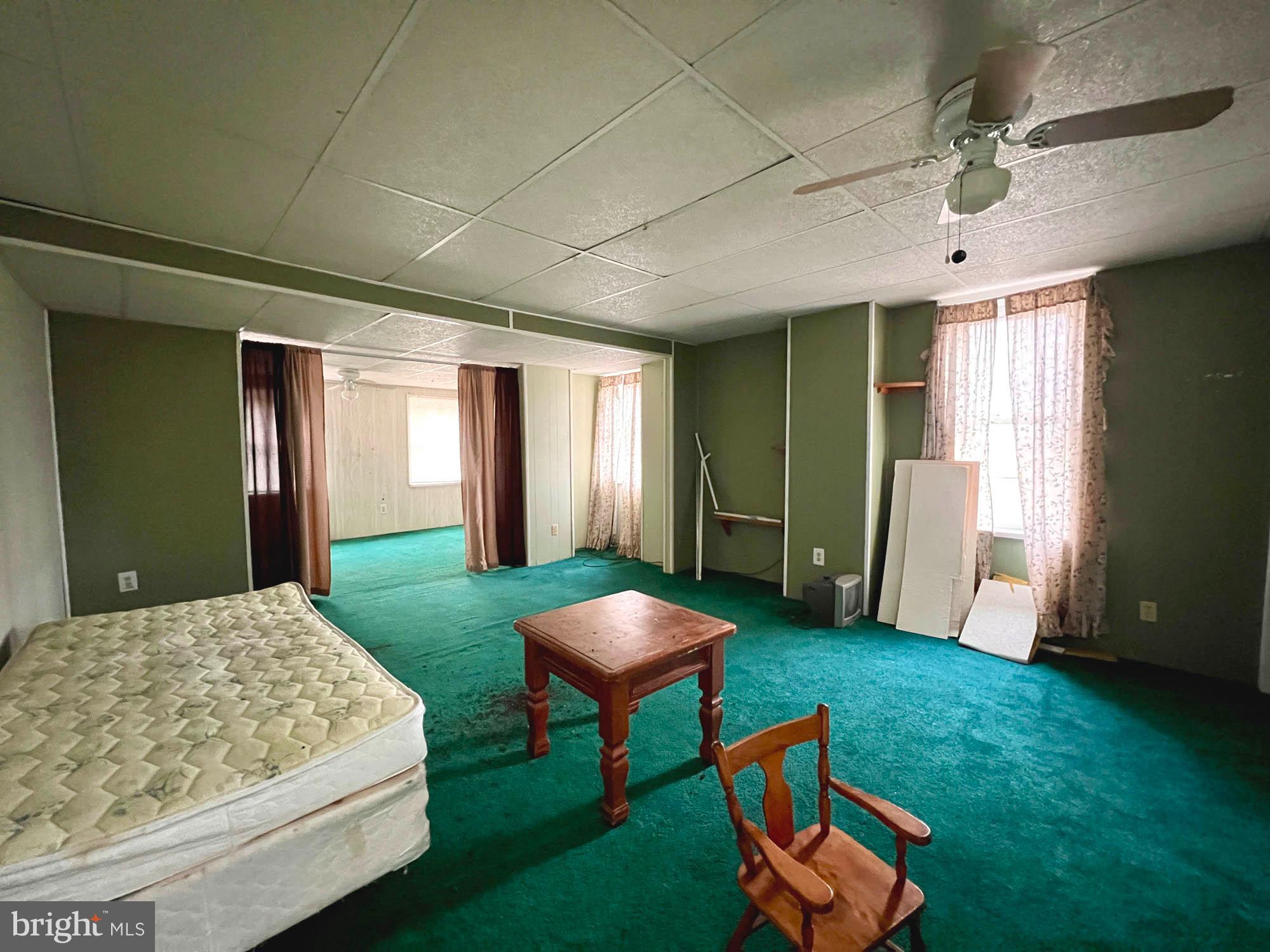 WASHINGTON VILLAGE - Residential Income