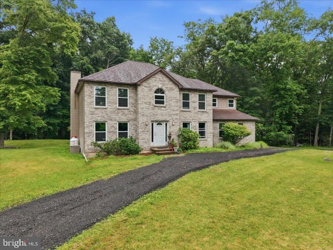 Homes For Sale - 6144 Stony Brook Drive<br/> Monroe County, EAST STROUDSBURG, PA 18302