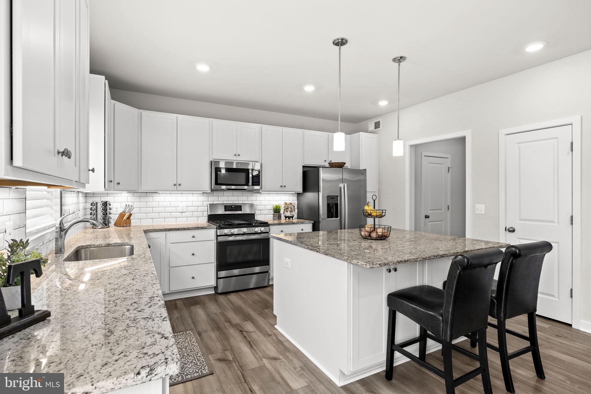 CLEVENGER CORNER VILLAGE - Residential