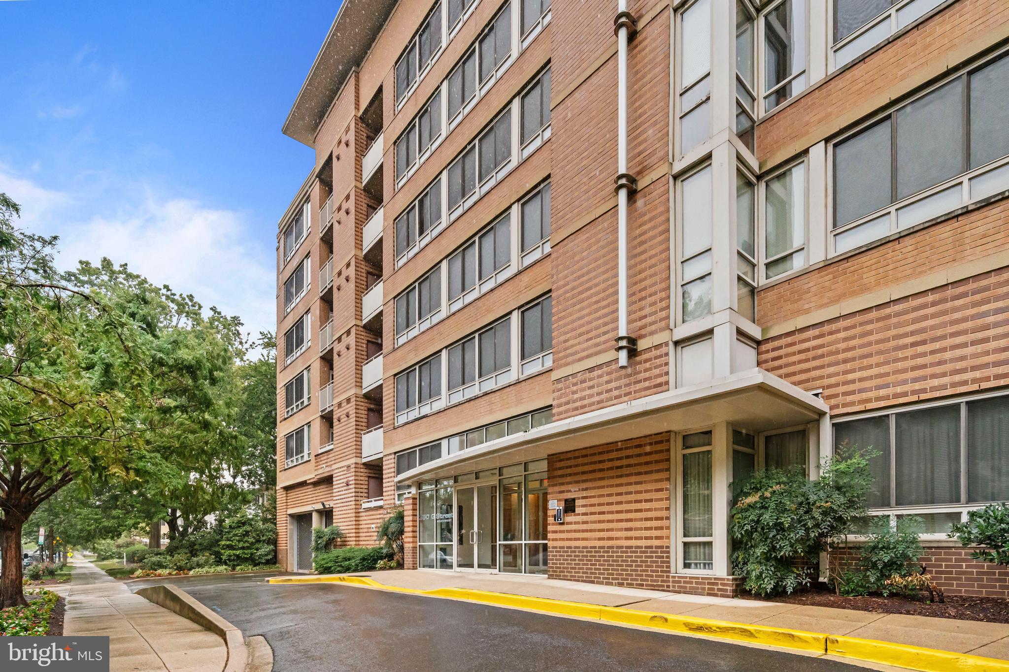 350 G STREET SW N614