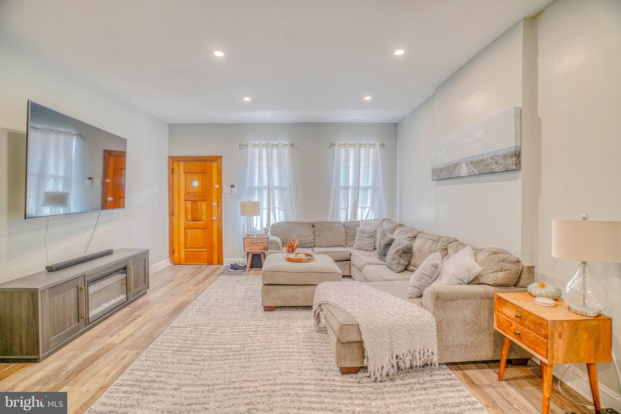 MANAYUNK - Residential