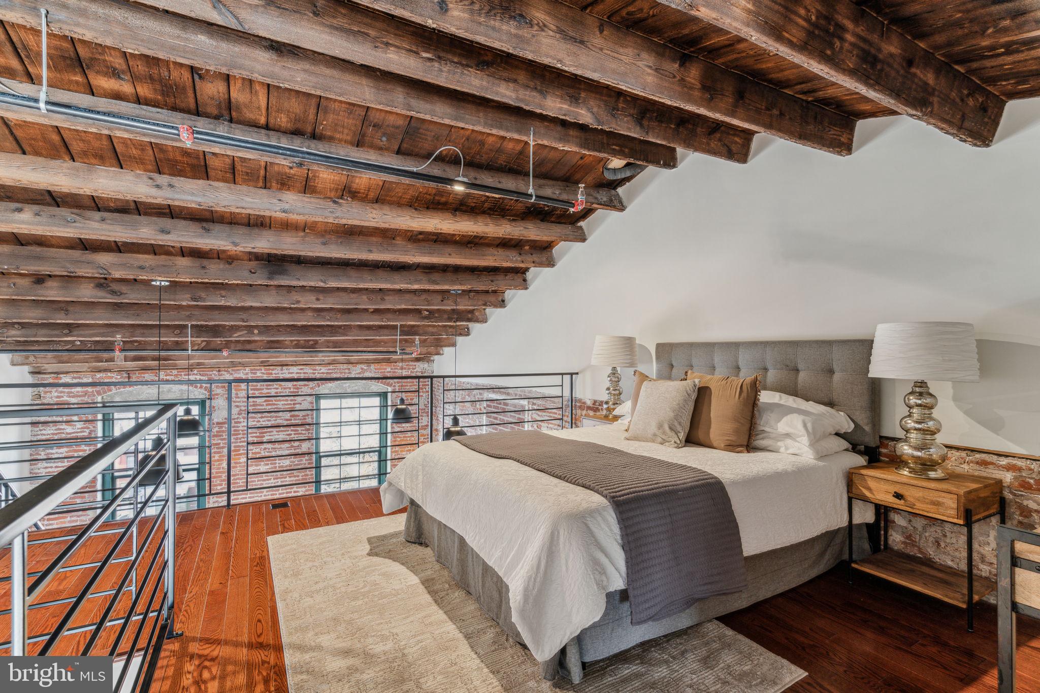 FISHTOWN - Residential Lease